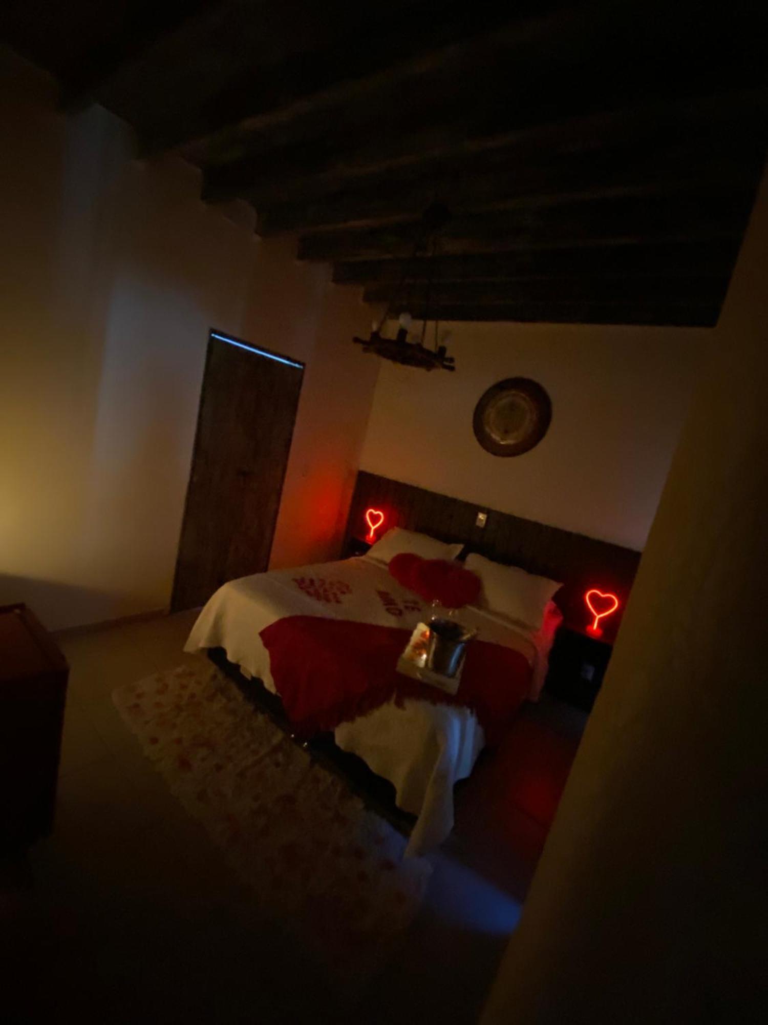 Bahan Suites Privativas - Ideal Para Casais Ubatuba Εξωτερικό φωτογραφία